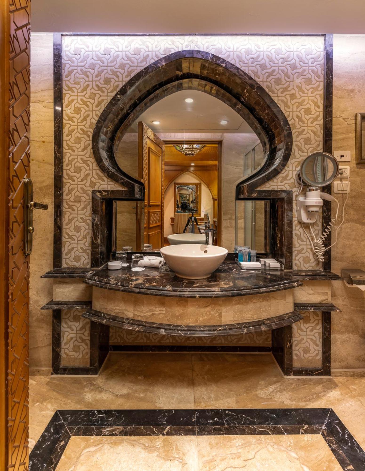 Helnan Landmark Hotel Kahire Dış mekan fotoğraf